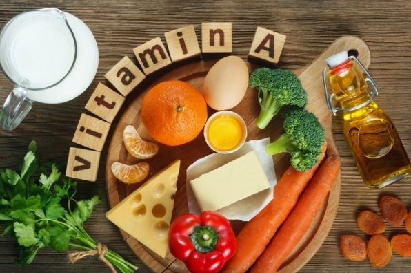 Trẻ uống Vitamin A
